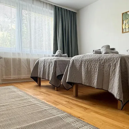 Revliving Kaiser Franz Septima Altstadt